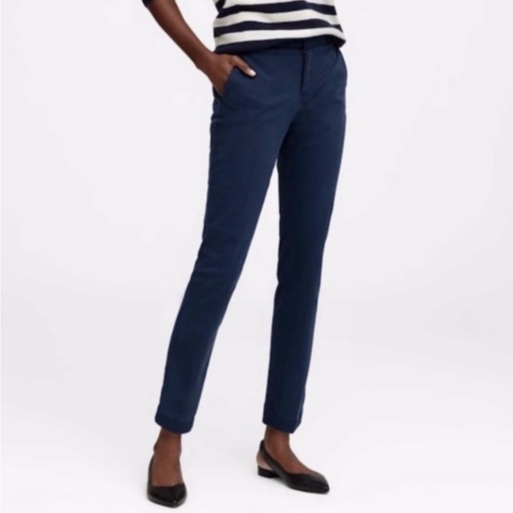 Banana Republic City Chino in navy Blue size 8